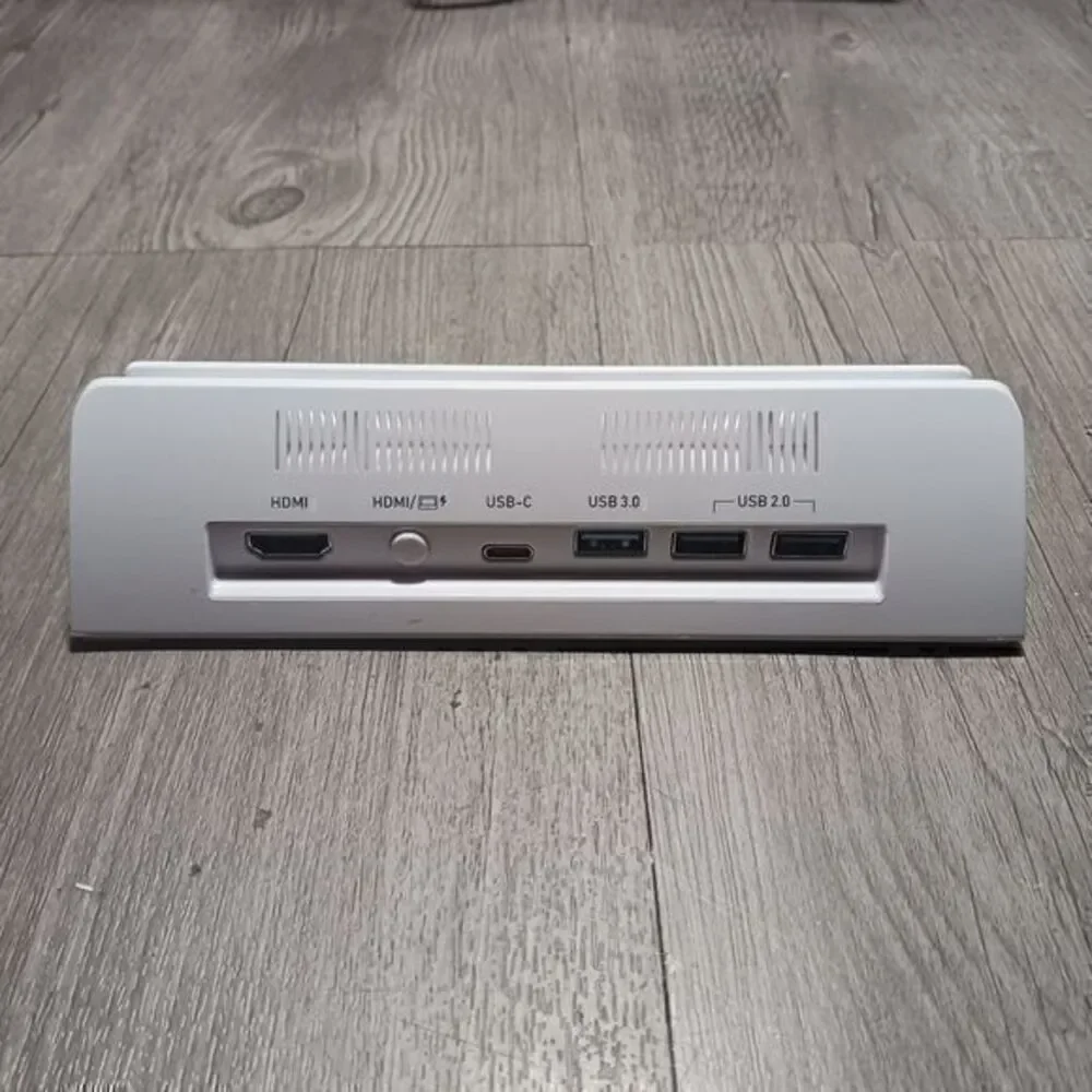 Portable Fast Charging USB-C Docking Station, White